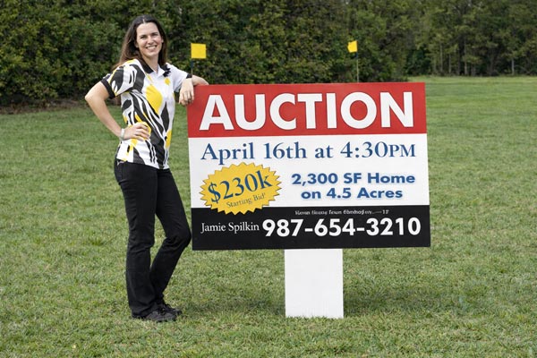 32x48 compact real estate auction signs for property listings