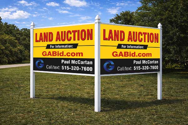 4x8 auctioneer sign mounted outdoors