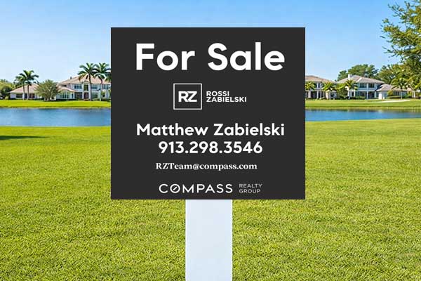 2x2 Compass sign for lot marking and small directional placement