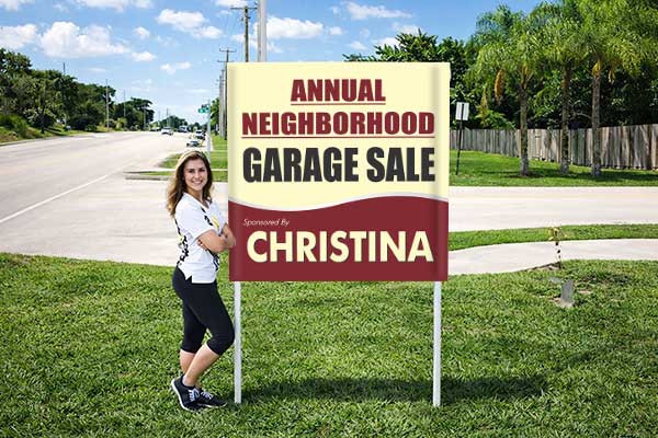 4x4 auction sign with metal post kit installed outdoors