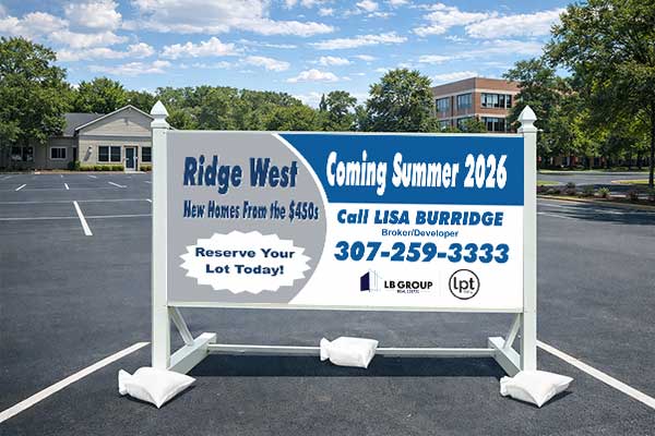 4x8 outdoor site sign with self-standing post kit for hard surfaces